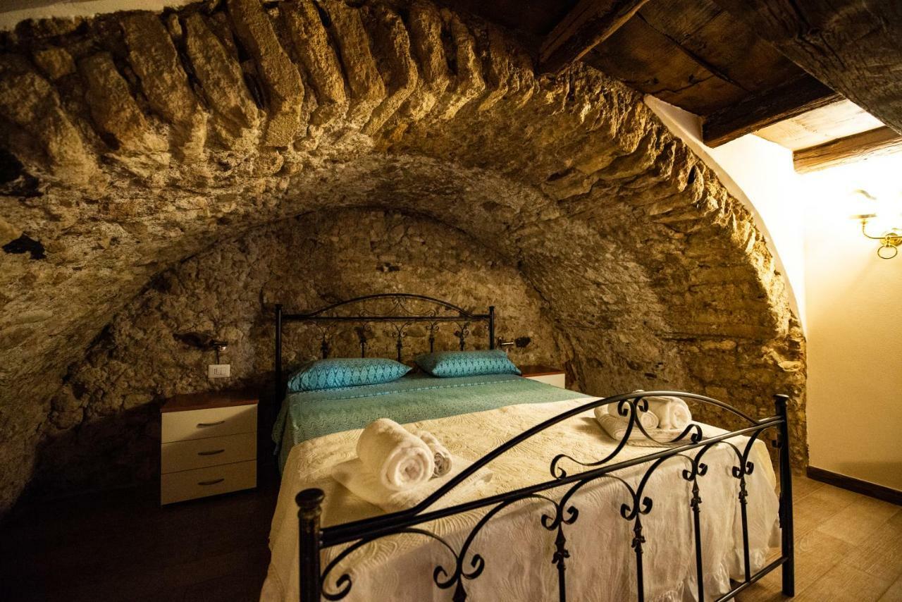 A Casa Di Alessandro Appartment'S Tropea Exterior photo